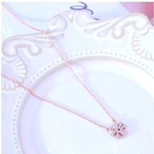 NWOT Tory Burch Rose Gold Logo Shape Pave Necklace